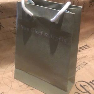 Van Cleef & Arpels retail shopping bag 8”Hx5 1/2